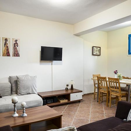 Villa Nina With Private Plunge Pool, 5Km To Corfu Town Extérieur photo